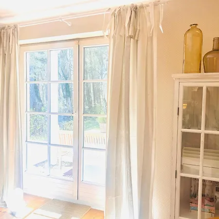 Idyllische Strandwohnung In Zingst, 50m Zum Strand, Traumhafte Lage, Liebevolle Einrichtung Apartment